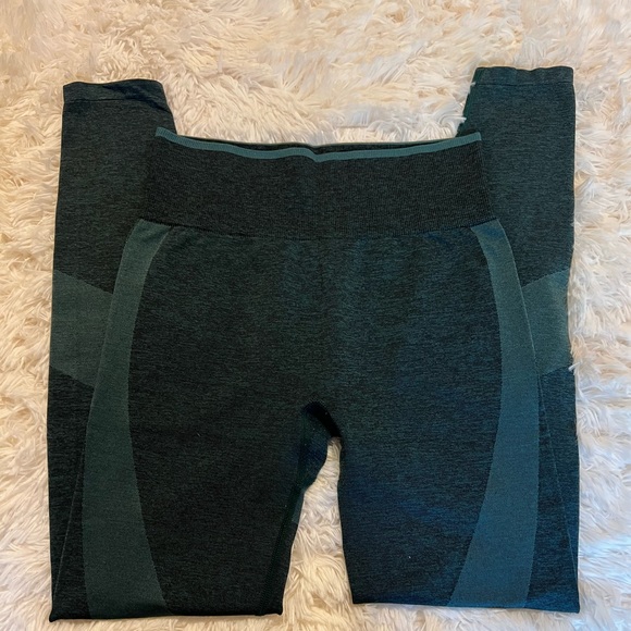 Victoria’s Secret high waist full length seamless leggings - Picture 4 of 6